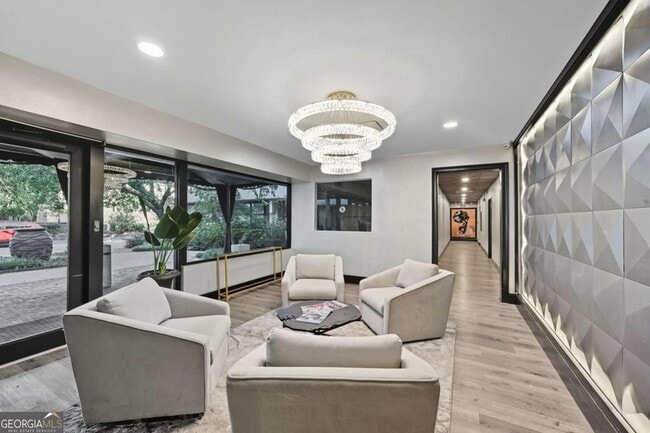 Foto del edificio - 3645 Peachtree Rd NE