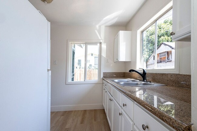 Photo - Charming 2BR Back House Near Downtown LA & Dodger Stadium