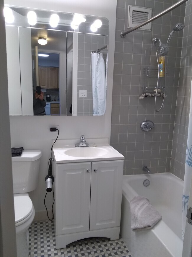 Updated Bathroom - 601 E 32nd St