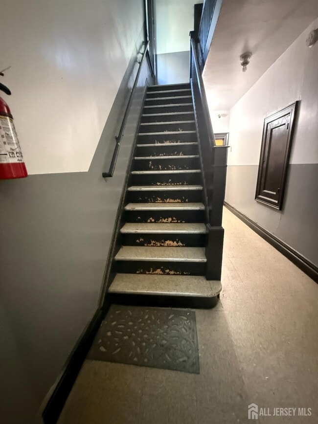 Foto del edificio - 205 Duncan Ave