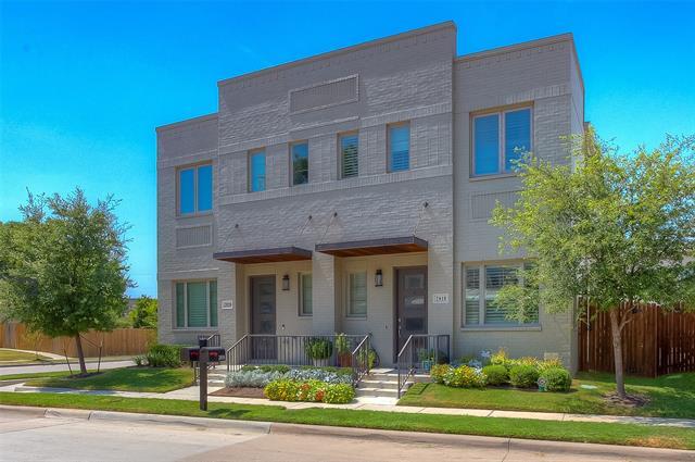 Building Photo - 2818 Merrimac St