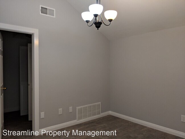 Building Photo - 13200 Flemington Ct