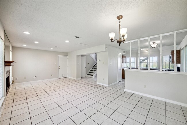 Foto del edificio - 2919 Great Lakes Ave