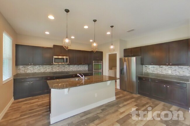 Building Photo - 12418 Field Point Way