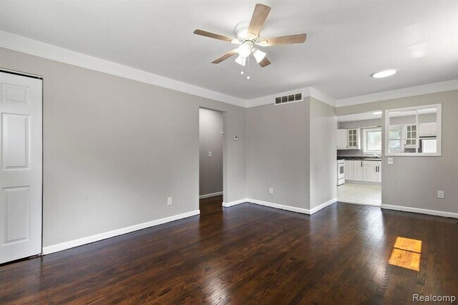 Foto del edificio - 5613 Merrick St