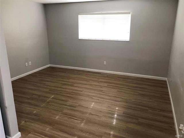 Foto del edificio - 8 Jardin Ct