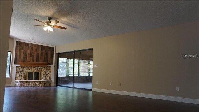 Foto del edificio - 1085 Cottonwood Ct