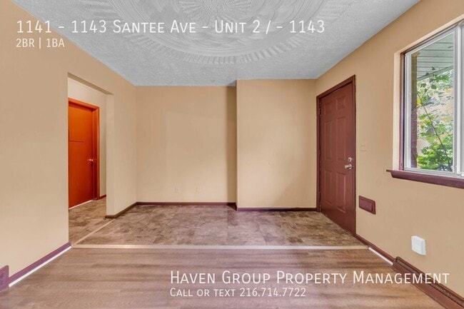 Building Photo - 1143-1143 Santee Ave