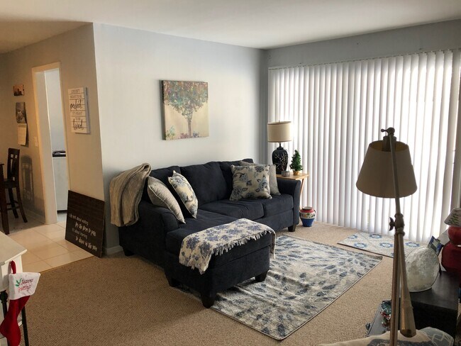 Foto del edificio - 304 N Carter St