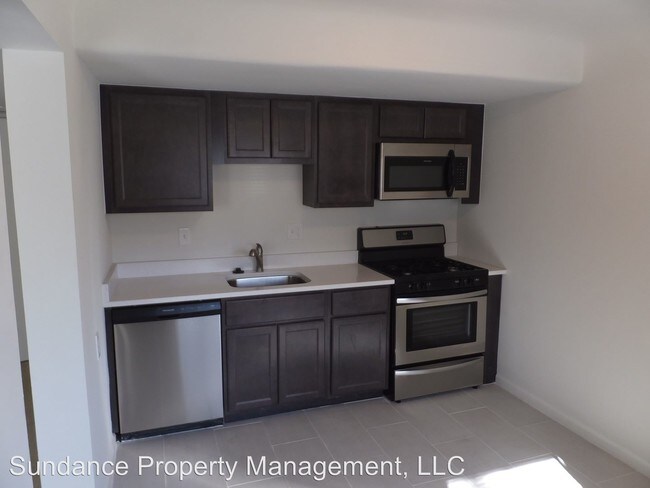 Foto del edificio - 2217-2229 Victory Pkwy