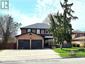 Building Photo - 366 Waratah Ave