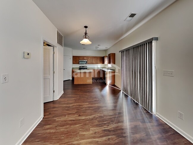 Foto del edificio - 3009 Gale Ct