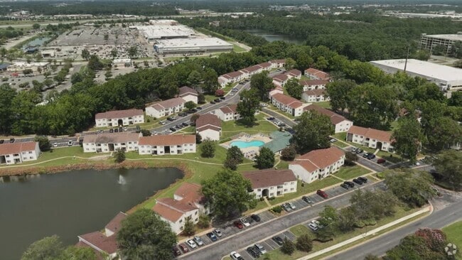  - Greenbrier Woods Apartments