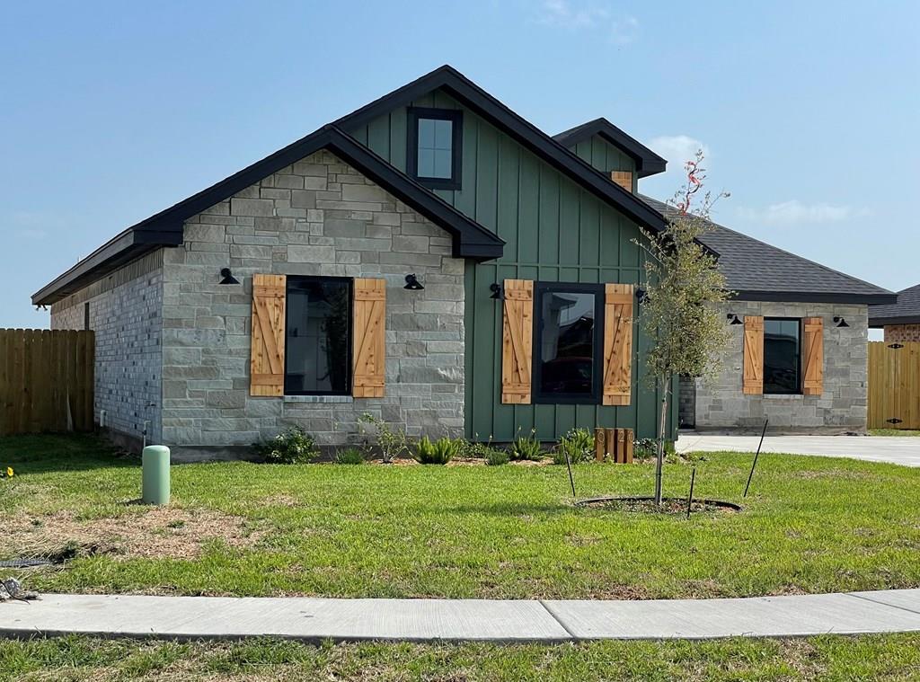 120 Heron Dr, Los Fresnos, TX 78566 House Rental in Los Fresnos, TX