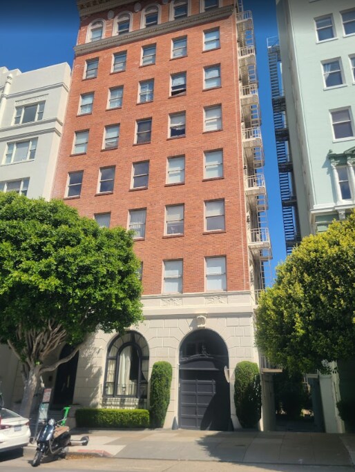 Building Photo - 2106 Jackson St