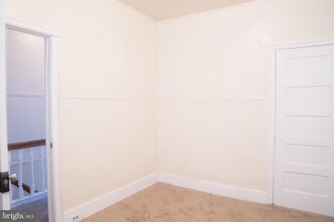 Building Photo - 5538 Osage Ave