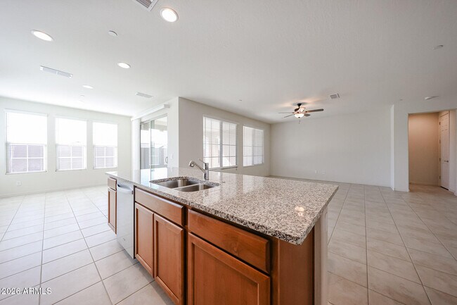 Building Photo - 13755 W Calle De Baca