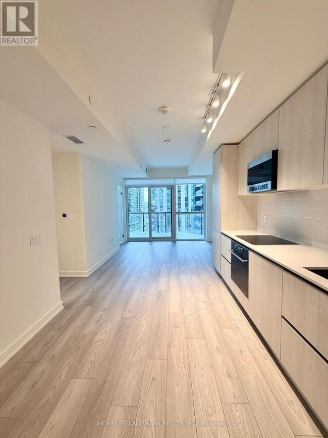 Building Photo - 110 Broadway Ave