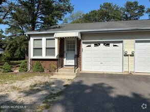 Building Photo - 7A Canton Dr