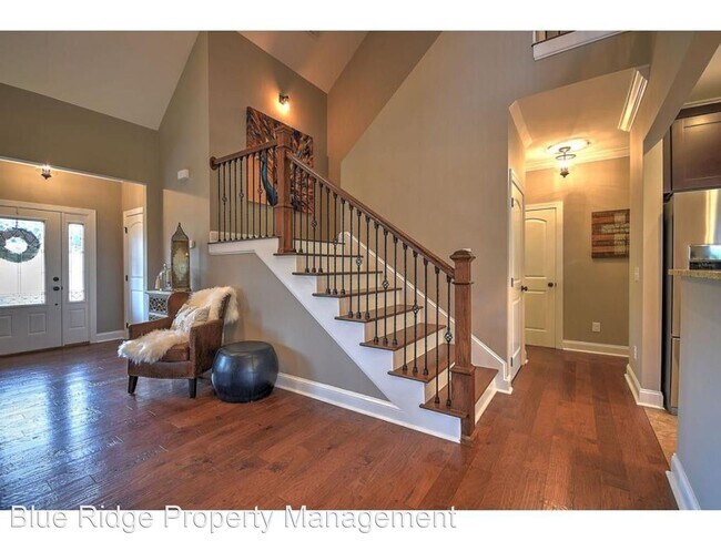 Foto del edificio - 2728 Edinburgh Channel Rd