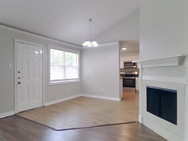 Building Photo - 2824 Sugar Wood Dr