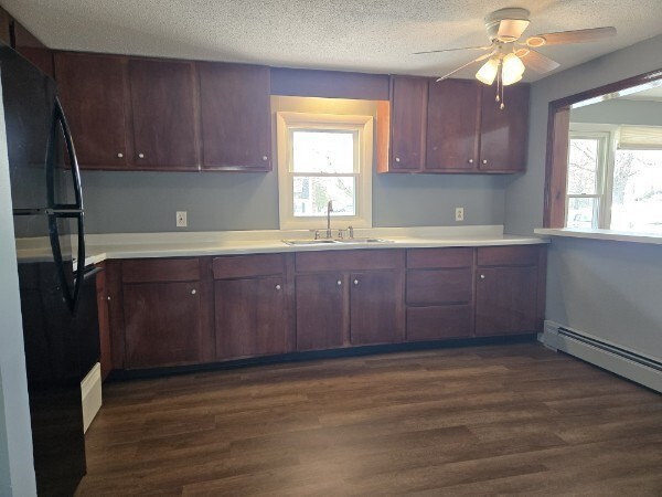 Foto del edificio - 19 Chapman Ave