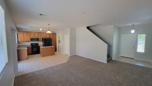 Building Photo - 17510 W Lisbon Ln