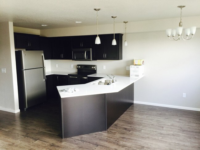 Foto del edificio - 5739 Summerland Drive