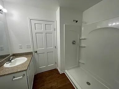 Building Photo - 3030 Hiddengreen Dr