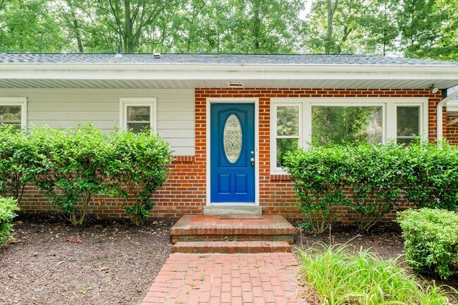 Building Photo - Beautiful One Level Home in Bon Air for rent!!