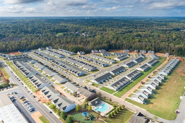 Birds-eye view of The Cottage at Ridge Pointe. - Cottages at Ridge Pointe
