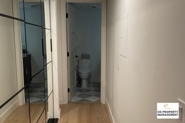 Foto del edificio - 2825 3rd Ave