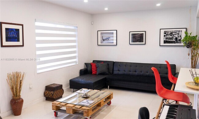 Foto del edificio - 6471 SW 30th St
