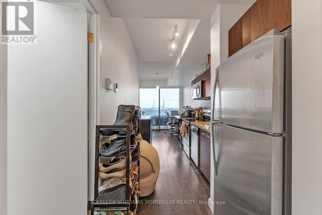 Photo du bâtiment - 70 Distillery Lane