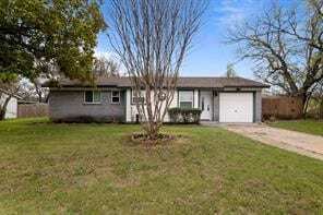 Building Photo - 104 Shoreline Dr