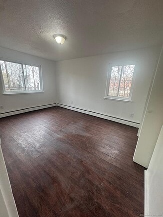 Building Photo - 129 Black Rock Ave