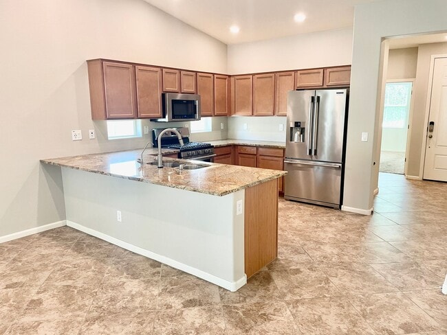 5 Bedroom/3 Bath Home in Chandler! - 5 Bedroom/3 Bath Home in Chandler!