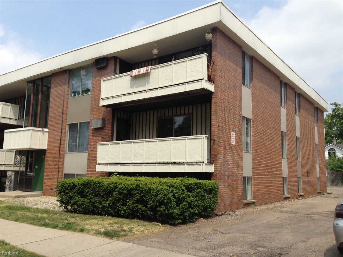 Foto principal - 2 br, 1 bath Duplex - 814 W Walnut St Apt 2