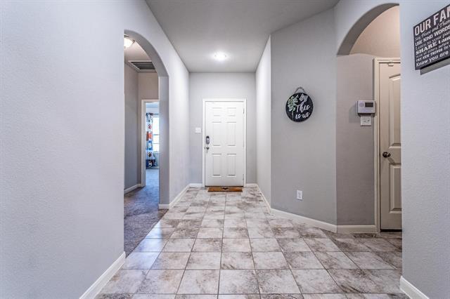 Building Photo - 9475 Smoke Tree Dr
