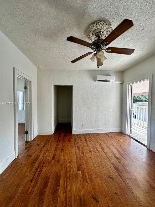 Building Photo - 1770 NW 19th Terrace