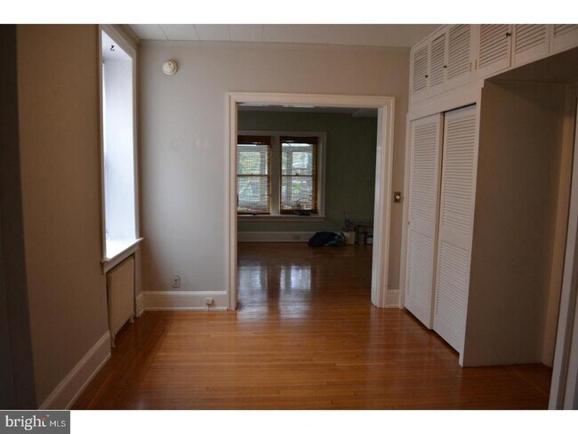 Foto del edificio - 7905 Ardleigh St