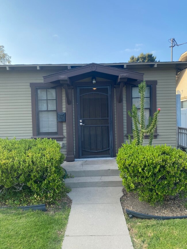 Foto del edificio - 123 E Glenwood Ave