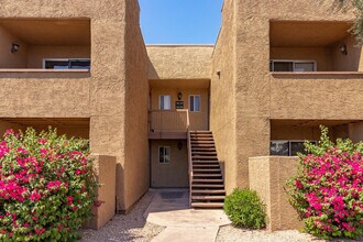 Building Photo - 5877 N Granite Reef Rd