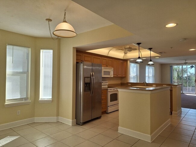 Foto del edificio - 3BR 3BA Bouchelle Island Condo!