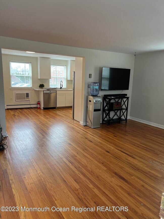 162 Manor Dr, Red Bank, NJ 07701 House Rental in Red Bank, NJ