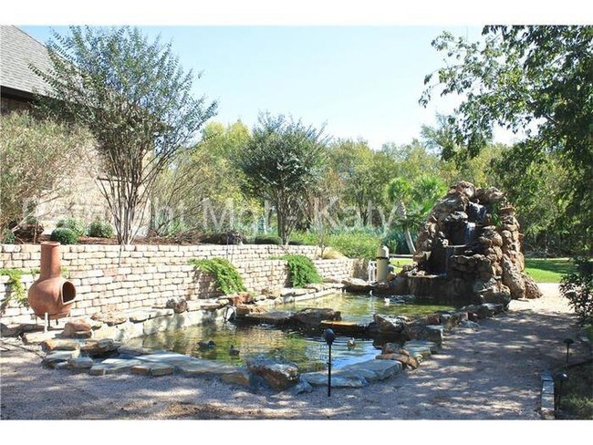Building Photo - 230 Brookbend Drive, Waxahachie, TX, 75165