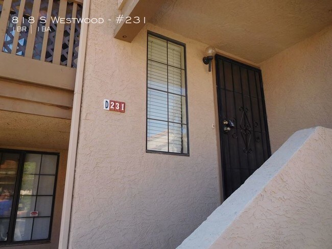 Building Photo - 1-Bed 1-Bath @ Fiesta Park Village Community
