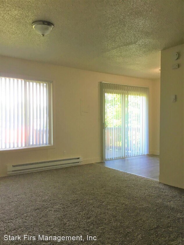 Foto principal - 11111-11151 SE Bush St
