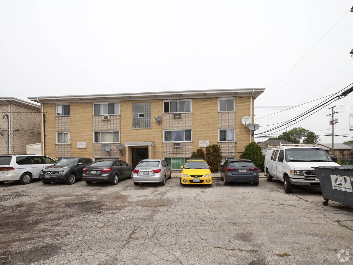 7005 W Gunnison St, Harwood Heights, IL 60706 7005 W Gunnison St