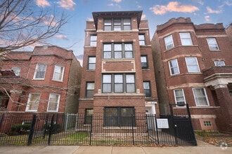 Building Photo - 6142 S Rhodes Ave